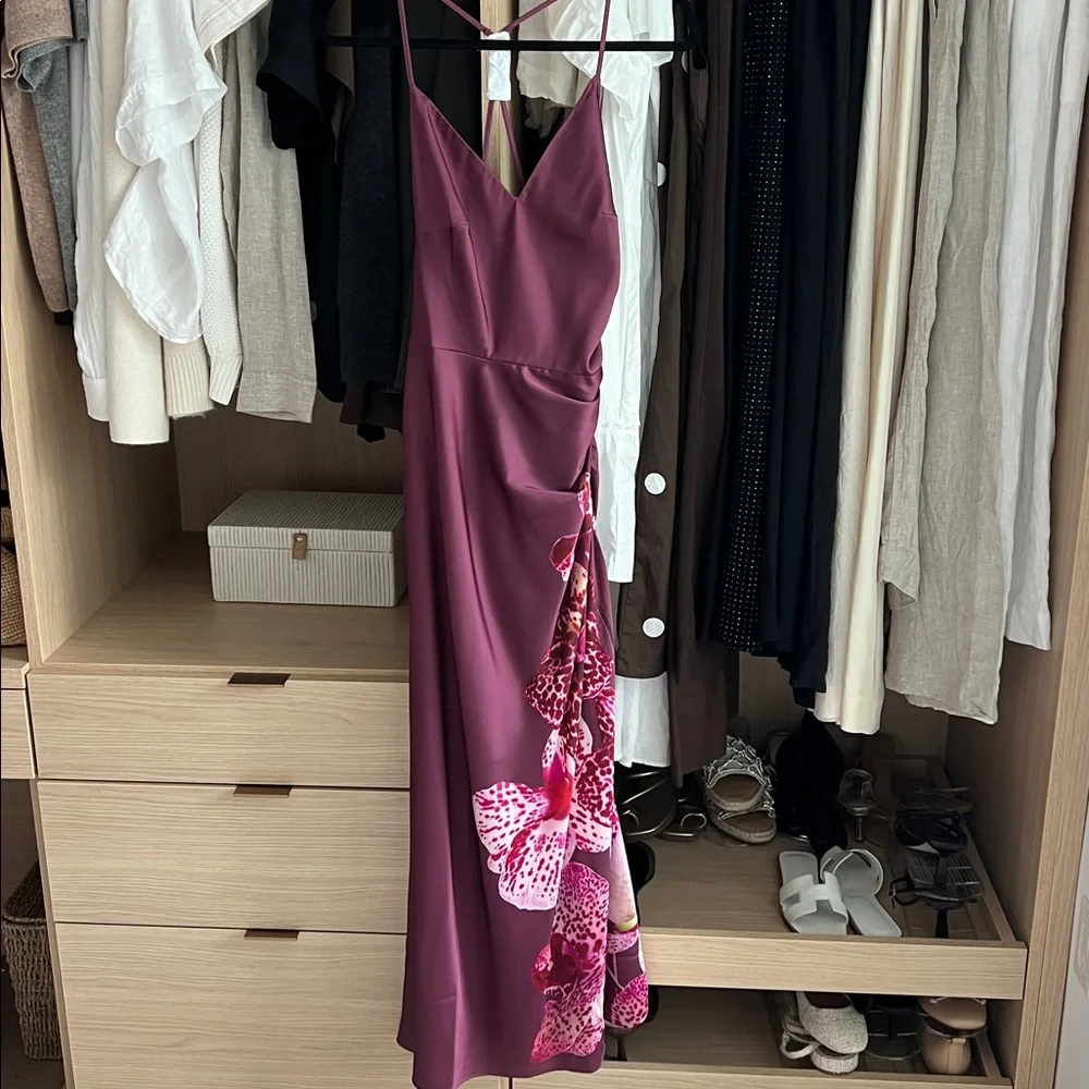 Abercrombie & Fitch Open-Back Hardware Maxi Dress size XS